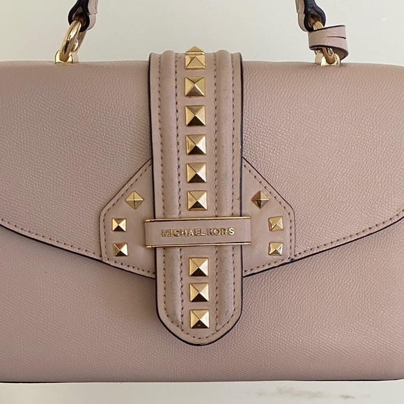 SOLD!Michael Kors Bleeker Small Studded Crossgrain Leather Satchel, Retails $498 - Picture 12 of 17